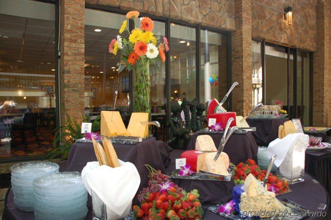 Inn Park By Radisson Sharon